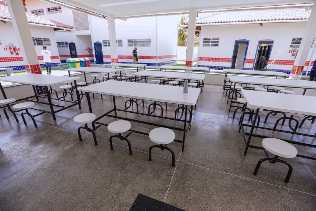 Barra de Pojuca ganha novas instalações de escola do ensino médio 1