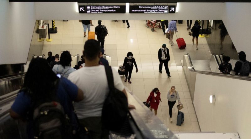 Governo anuncia quarentena de cinco dias para viajantes não vacinados 1