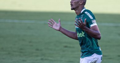 Bahia acerta compra do volante Rezende, que atuou na Série B pelo Goiás 4