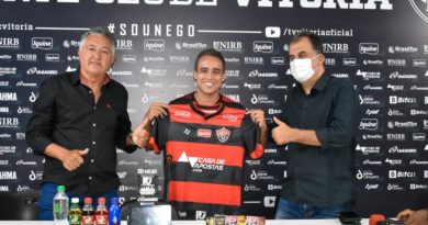 Jadson é apresentado no Vitória: “Não vim aqui por dinheiro, vim aqui mais por desafios” 1