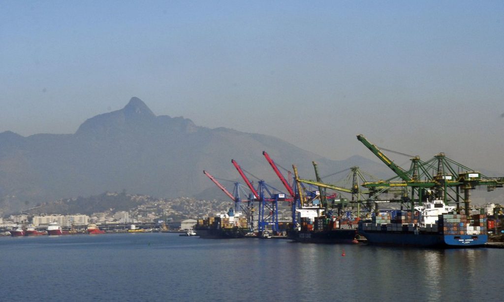Balança comercial registra maior superávit da série histórica em 2021 1