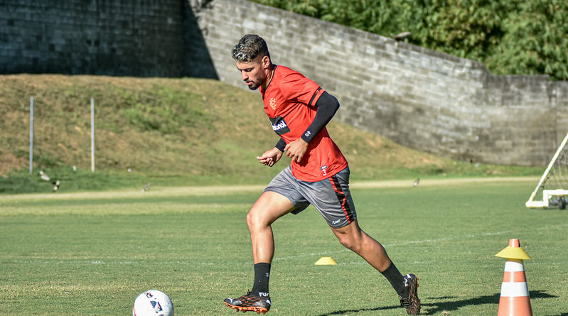 Dado comanda penúltimo treino em Salvador e segue na preparação para próximo confronto no Baianão 1