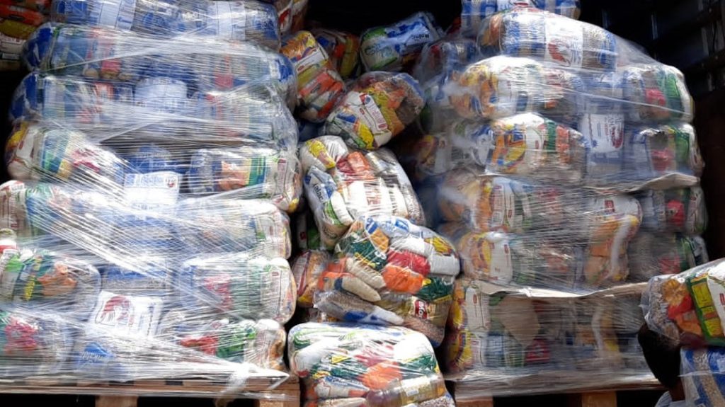 <strong>Comunidades em Salvador recebem nova doação de 2.823</strong>&nbsp;<strong>cestas básicas</strong> 1