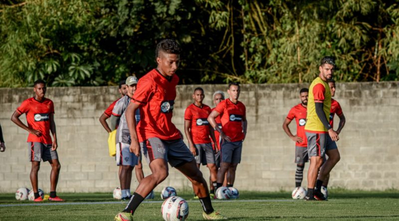 Vitória reforça treino de finalização para botar a bola dentro das redes 1