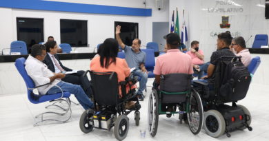 Após protesto dos cadeirantes na Câmara de Camaçari, vereadores se mobilizam e intermediam encontro com a STT 3