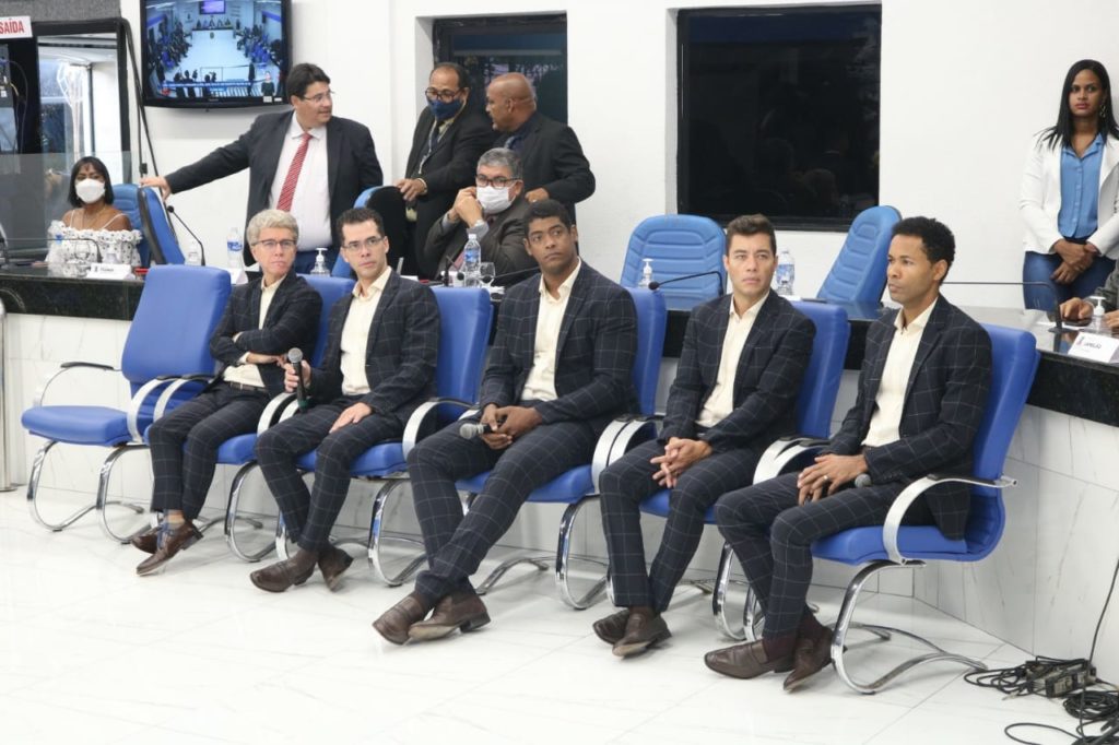 Câmara de Camaçari recebe visita do Quarteto Arautos do Rei 1