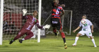 Vitória perde para o Floresta no Barradão e segue sem vencer na Série C 3