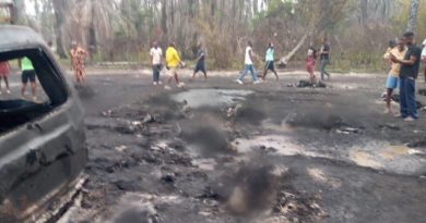 Explosão em depósito ilegal de refino de petróleo na Nigéria deixa mais de 100 mortos 5