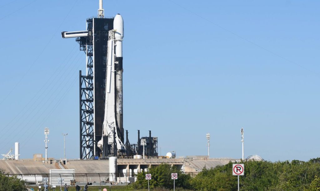 Foguete da SpaceX lança dois satélites da Força Aérea Brasileira 1