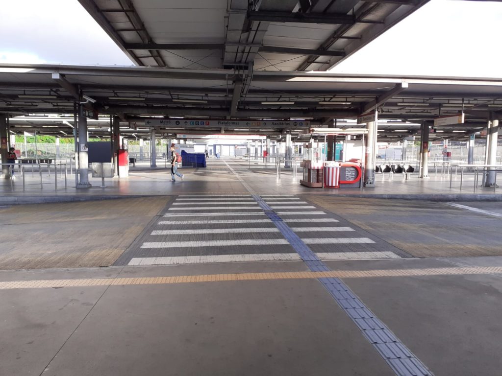 Rodoviários de Salvador decidem manter estado de greve 1