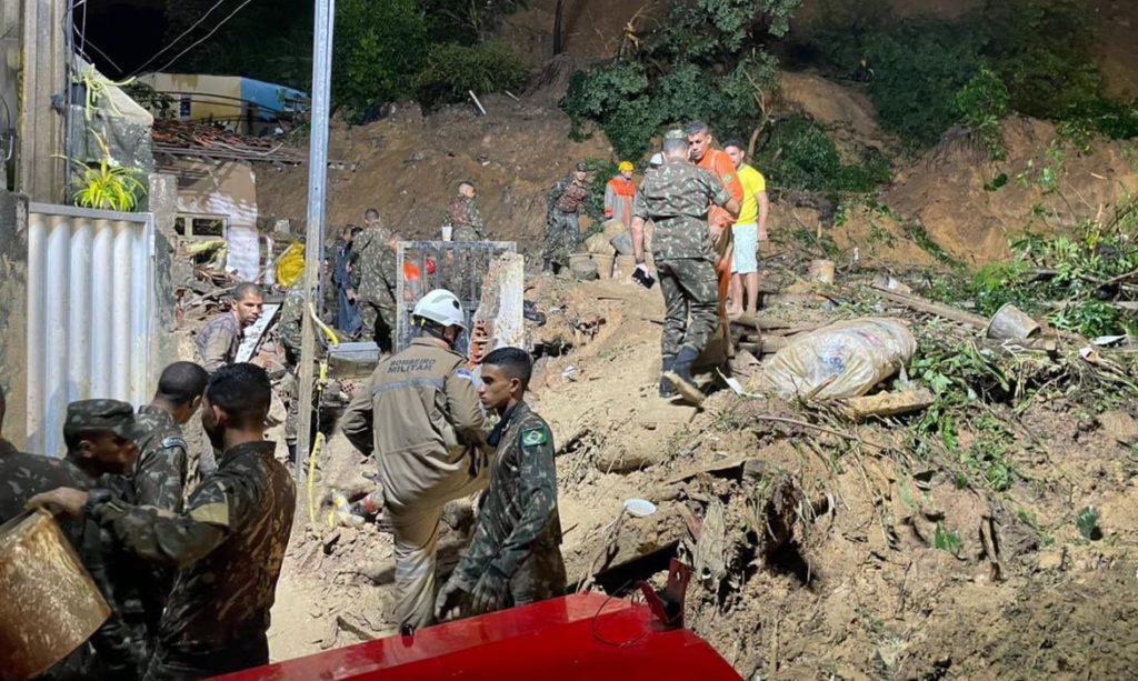 Governo de Pernambuco atualiza para 56 número de mortos no estado 1