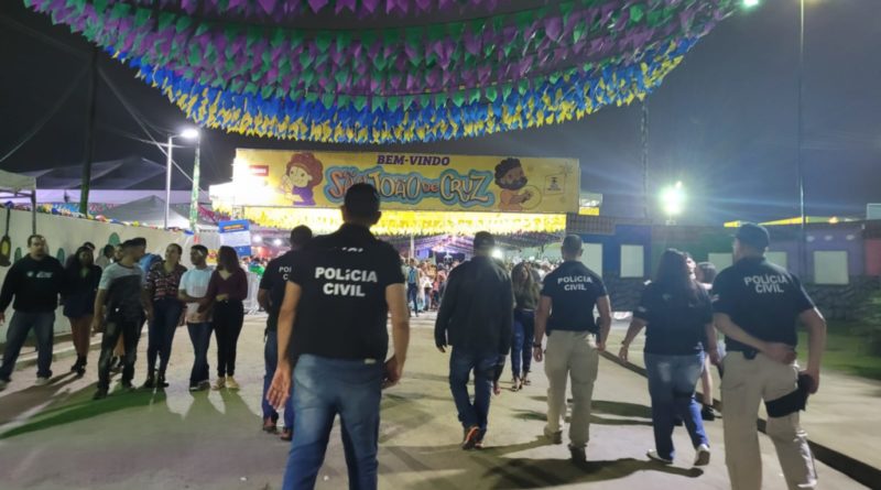 Polícia realiza apreensões em noite de festas juninas na Bahia 1