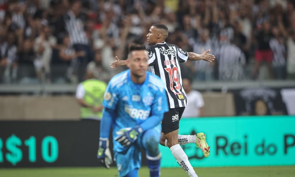 Atlético-MG bate o Flamengo pelo Brasileirão e esquenta os próximos confrontos na Copa do Brasil 1