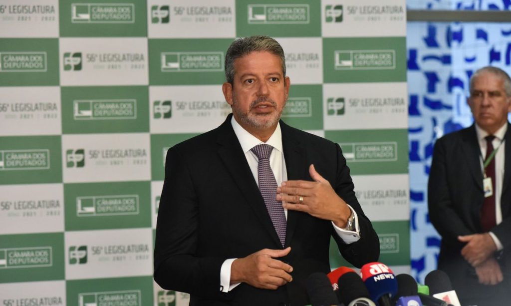 Câmara deve votar PECs para redução do preço de combustíveis até julho 1