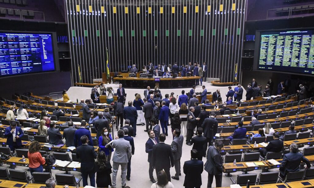 Após vídeo de ministro do GSI, Governo Lula perde força para barrar a CPMI do 8 de janeiro 1