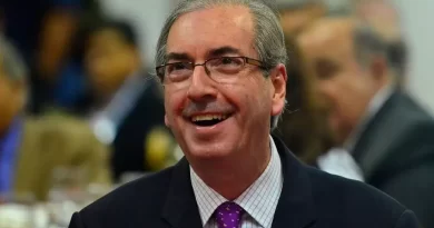 Justiça devolve diretos políticos de Eduardo Cunha 2