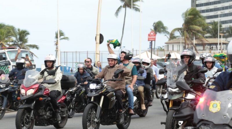 Bolsonaro diz que vai zerar pedágio para motociclistas e critica Rui Costa 1