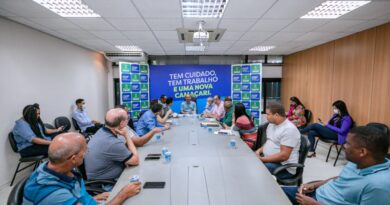 Emancipação do Distrito de Abrantes é tema de reunião entre moradores e o prefeito Elinaldo 2