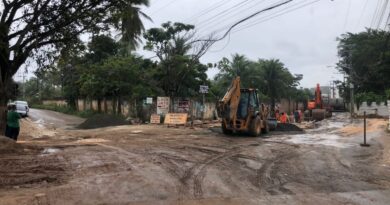 Obras de drenagem bloqueia temporariamente a rua Lagoa Branca em Cajazeiras de Abrantes 2