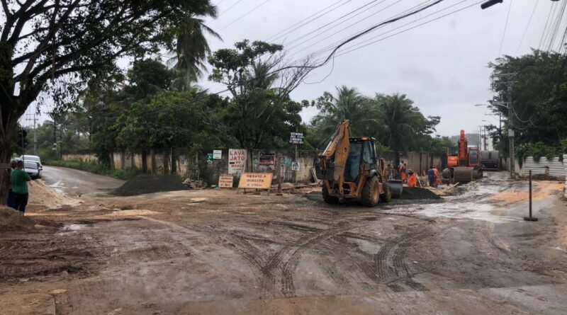 Obras de drenagem bloqueia temporariamente a rua Lagoa Branca em Cajazeiras de Abrantes 1