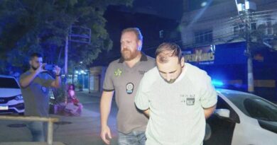Médico é preso em flagrante por abusar de paciente durante parto cesárea 2