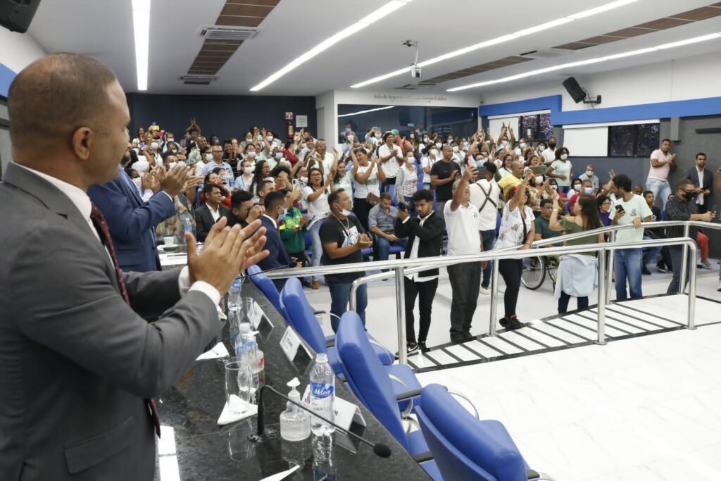 Câmara de Camaçari aprova PL que assegura piso salarial de Agentes de Saúde e Agentes de Combate a Endemias 1