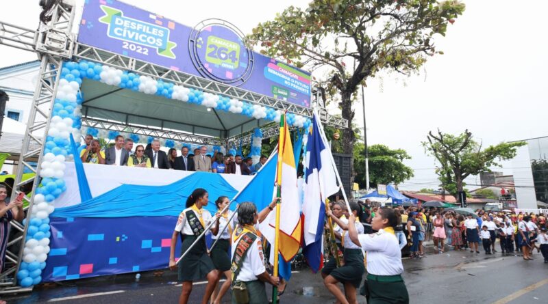 Desfile Cívico de Abrantes marca domingo de festa na orla de Camaçari 1