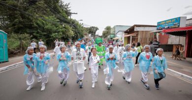 Desfile de Monte Gordo abre comemorações dos 264 anos de Camaçari 1