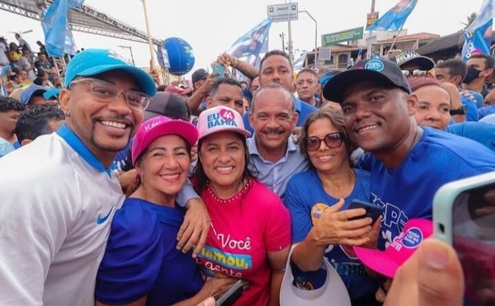 "Como sempre foi lindo", diz Kátia Oliveira ao prestigiar o Desfile Cívico de Abrantes 1