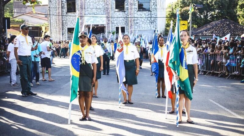 Desfile Cívico de Vila de Abrantes acontece neste domingo (18) 1