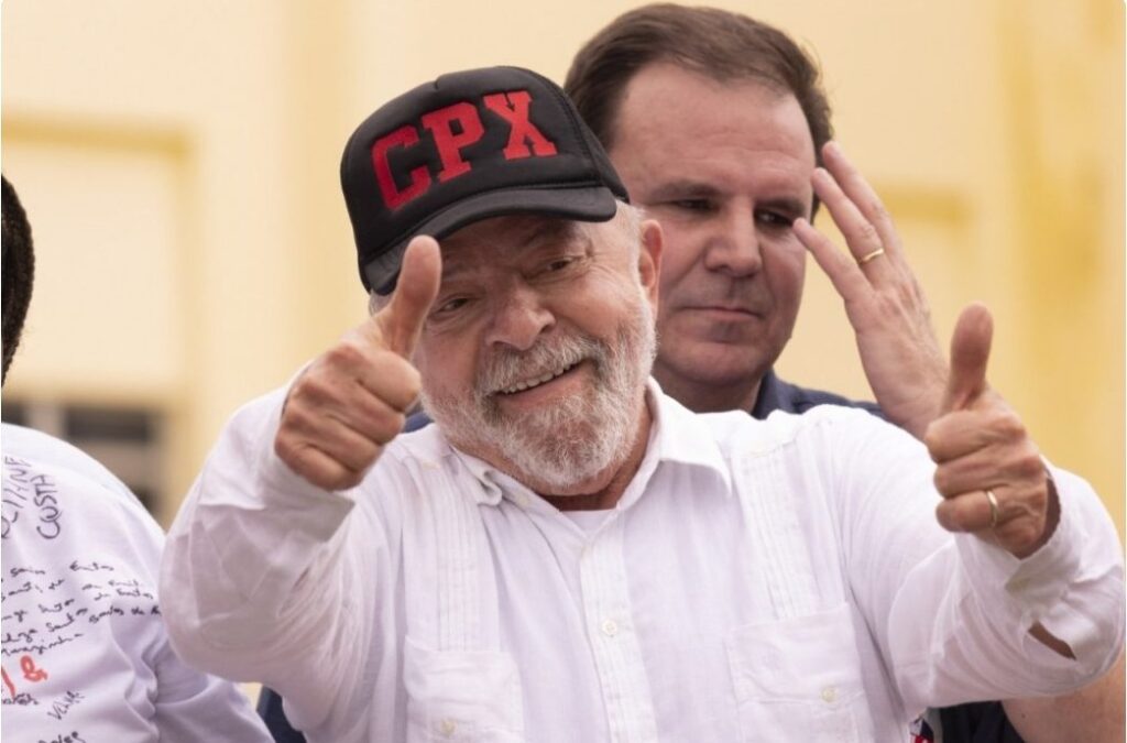 TSE determina remoção de posts com boné CPX de Lula 1