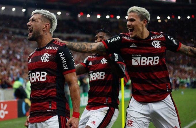 Nos pênaltis, Flamengo vence o Corinthians e conquista título da Copa do Brasil 1