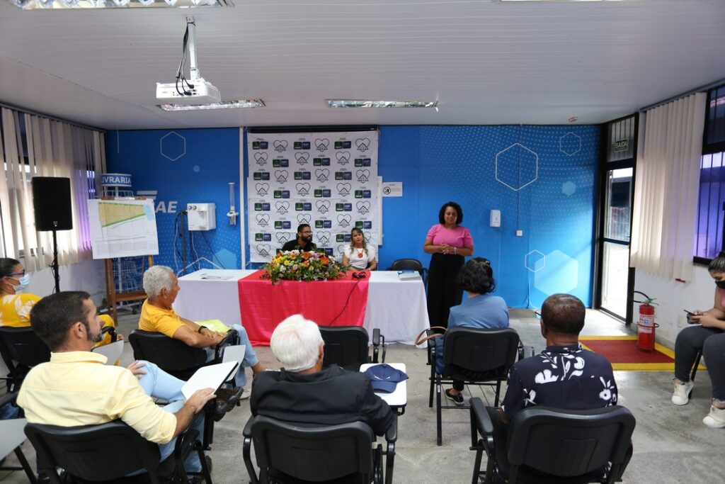 Sehab entrega 275 títulos de regularização fundiária a moradores de Condomínio em Jauá 1