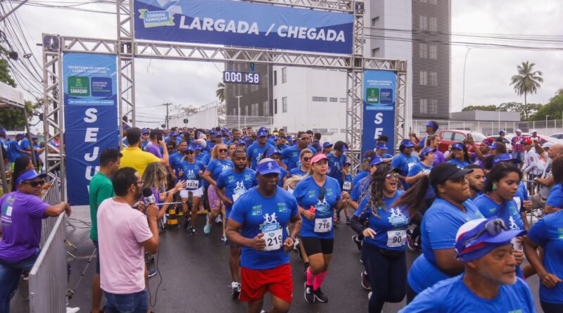 1ª Corrida Camaçari reuniu centenas de pessoas nas ruas da cidade neste domingo (16/10)