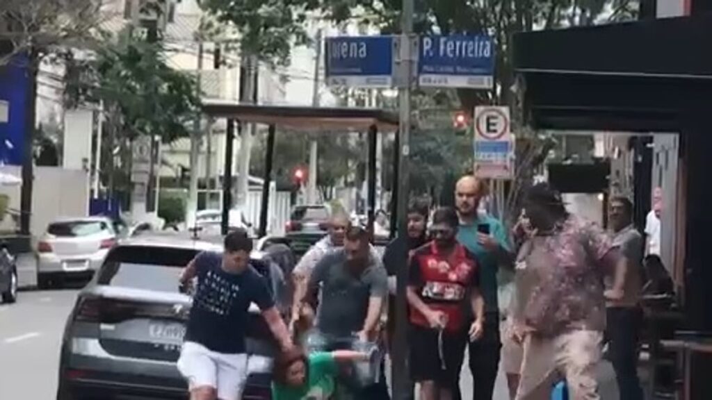Carla Zambelli tem mandato cassado pelo TRE-SP 1