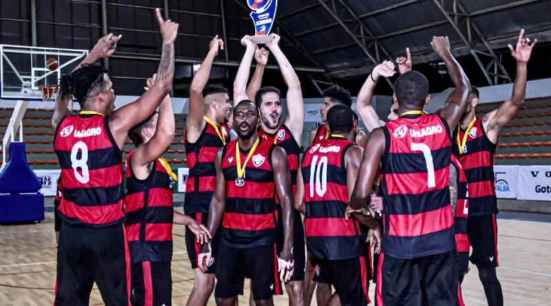 Vitória conquista mais um título no basquete adulto masculino 1