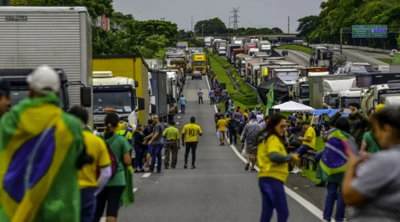 Multas por bloqueios de rodovias já somam R$ 5,5 milhões, diz ministério 1