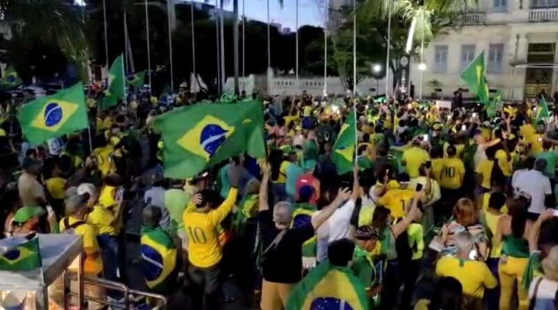 Manifestações em frente aos quartéis continuam em todo país 1