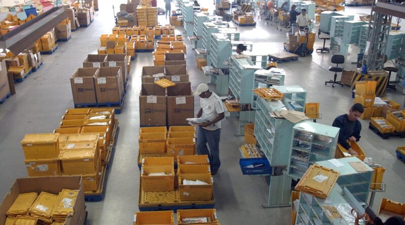 Correios vão leiloar 175 mil bens não entregues aos destinatários 1
