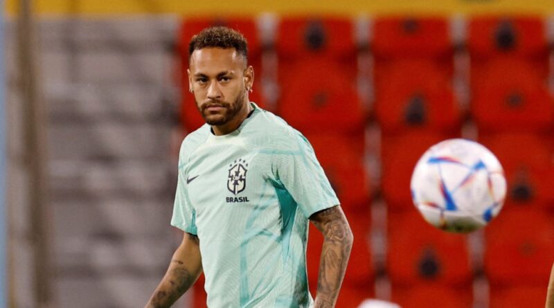 Brasil espera contar com Neymar a partir das oitavas de finais, diz auxiliar de Tite