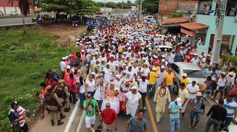 Tradicionais lavagens da orla de Camaçari retornam neste mês de janeiro