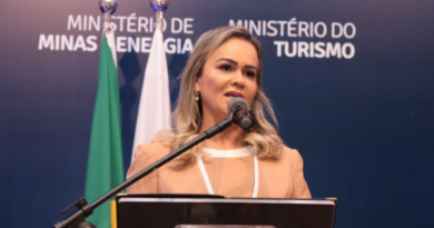 Ministra de Lula fez campanha com miliciano condenado por homicídio