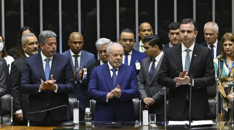 Bancada feminina cobra representatividade no governo Lula 2