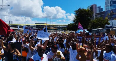 Profissionais de enfermagem realizam manifestação em Salvador e cobram piso salarial suspenso pelo STF 6