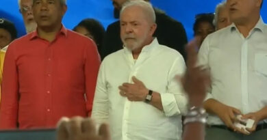 Lula vem a Bahia entregar habitações e assina retomada do Minha Casa, Minha Vida 3