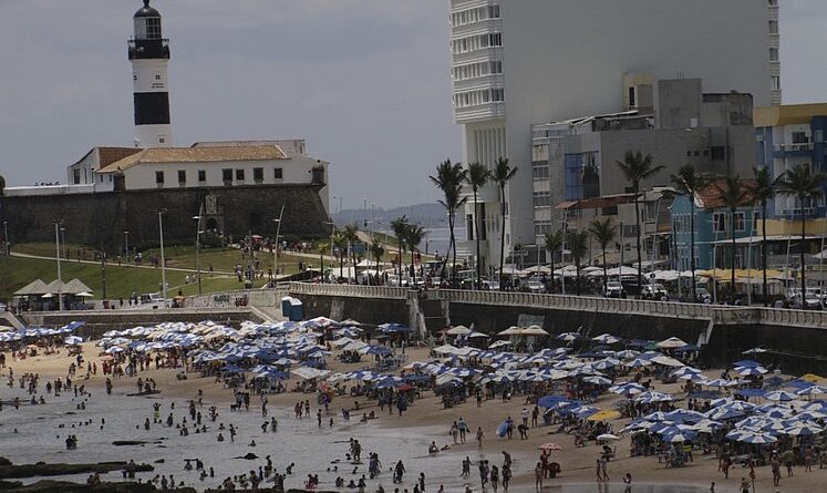 Defesa Civil diz que o Carnaval de Salvador tem previsão de chuva para todos os dias da folia 1