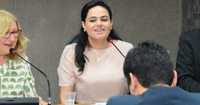 Rápido! Jerônimo Rodrigues exonera mulher de Rui Costa da Secretaria de Saúde e nomeação ao TCM já consta no DOE 5