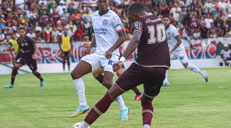 Em jogo equilibrado, Jacuipense e Bahia ficam no empate pela primeira partida da final do Baianão