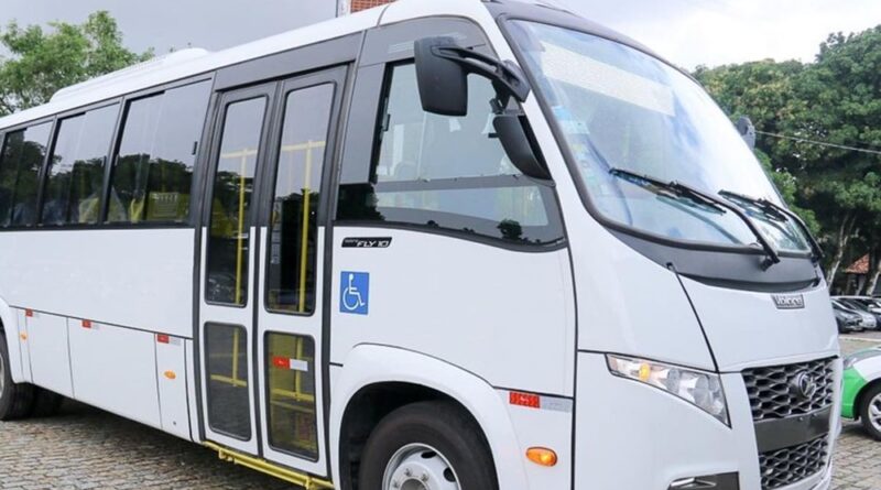 Helder Almeida apresenta modelo de micro-ônibus como solução para o transporte público de Camaçari 1