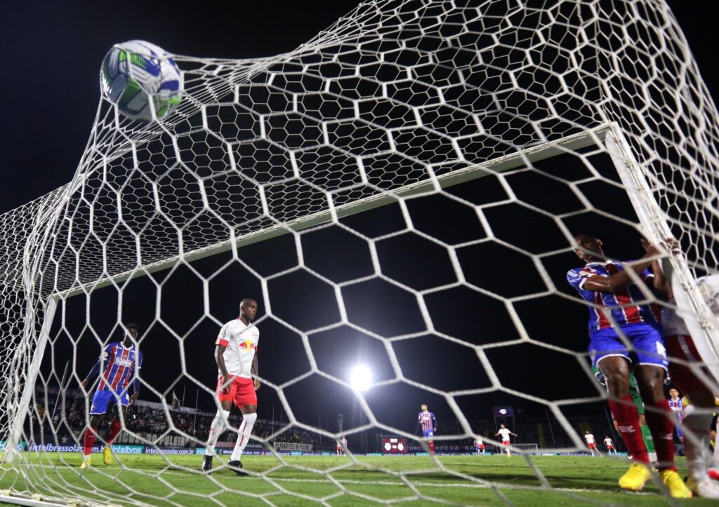 De virada, Bahia perde para o Bragantino na estreia no Campeonato Brasileiro 1